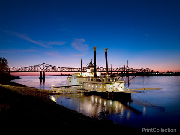 Casino Boat on the Mississippi River, Natchez, Mississippi Casino Boat on the Mississippi River, Natchez, Mississippi