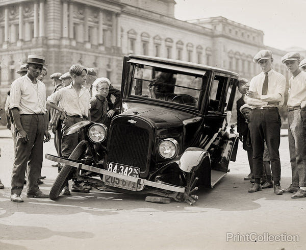Auto Wreck, Washington DC, 1923 Auto Wreck, Washington DC, 1923