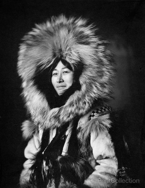 Eskimo Woman Posing Eskimo Woman Posing