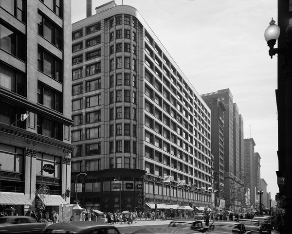 Exterior of the Schlesinger & Mayer Department Store Exterior of the Schlesinger & Mayer Department Store