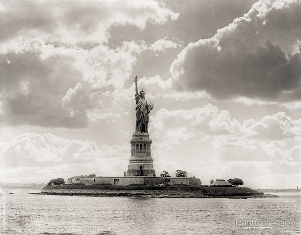 Statue of Liberty, New York Harbor, 1905 Statue of Liberty, New York Harbor, 1905