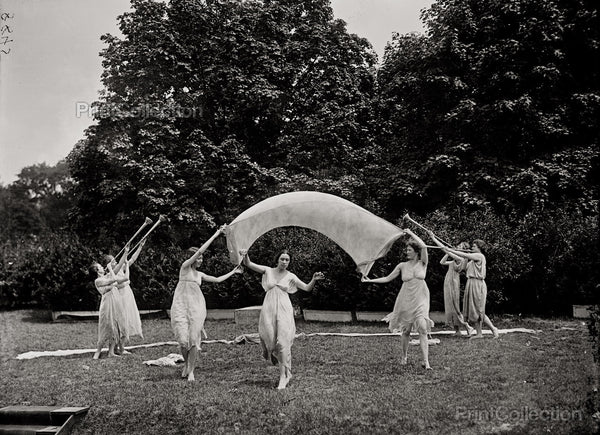 Sylvan Theater Women Sylvan Theater Women