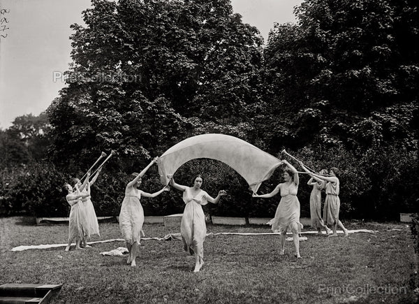 Sylvan Theater Women Sylvan Theater Women