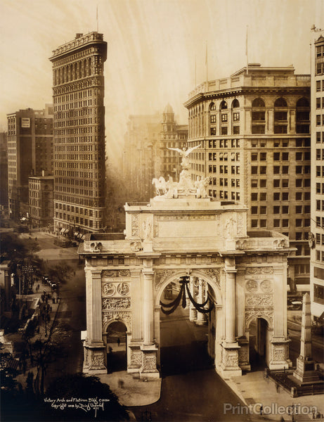Victory Arch and Flatiron Building Victory Arch and Flatiron Building