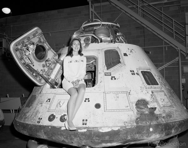 Miss NASA Apollo 8
