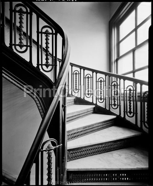 Republic Building, 209 South State Street, Stairs